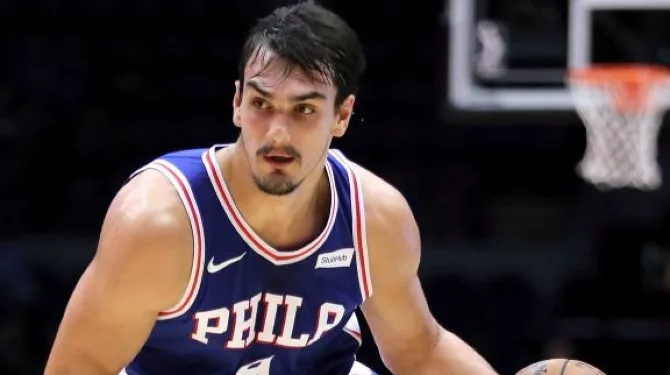 Дарио Шарич