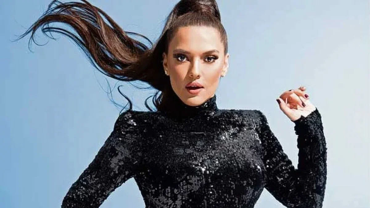 Демет Аккалым